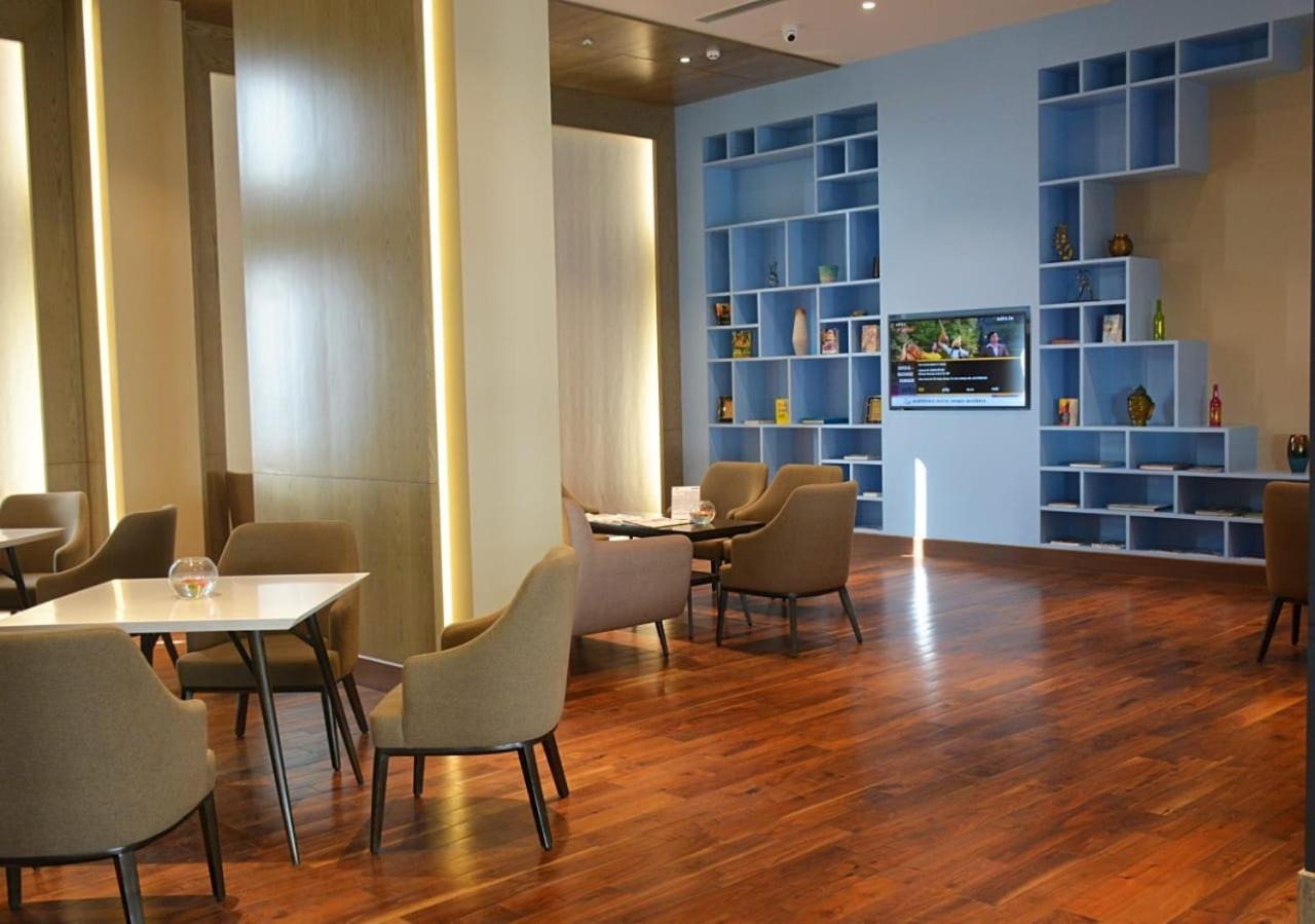 Hotel Crossandra Lucknow